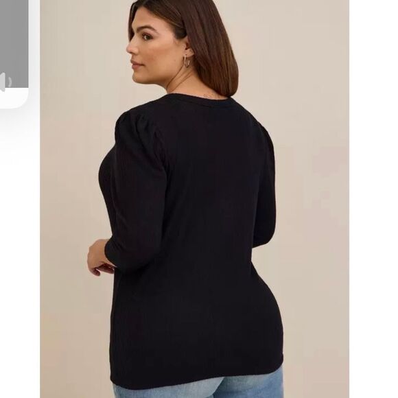 Torrid Women's Plus Size 4 Black 3/4 Sleeve Henley Button-Up Top - Picture 2 of 8